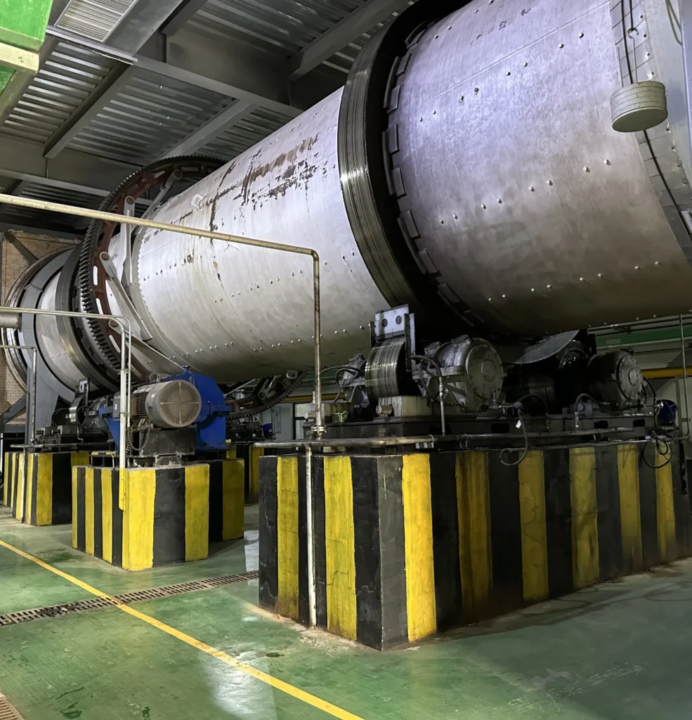 tongli heavy machinery sludge incineration rotary kiln main picture
