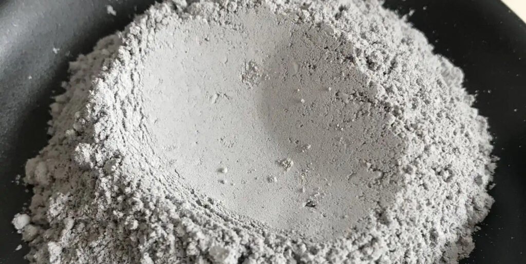 Portland pozzolana cement based on silica fume
