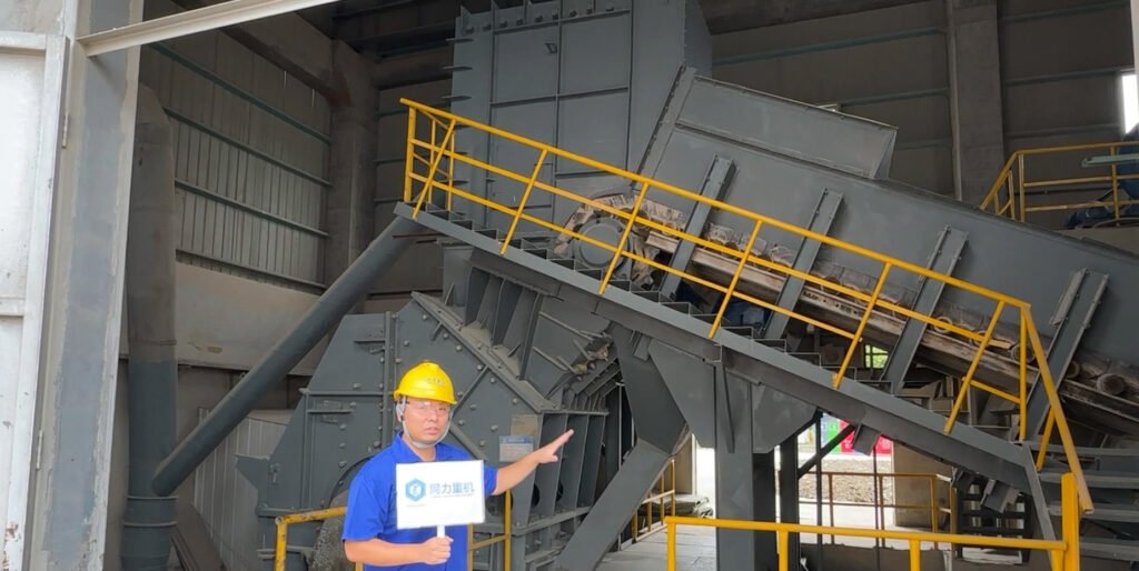 Raw material jaw crusher crushing
