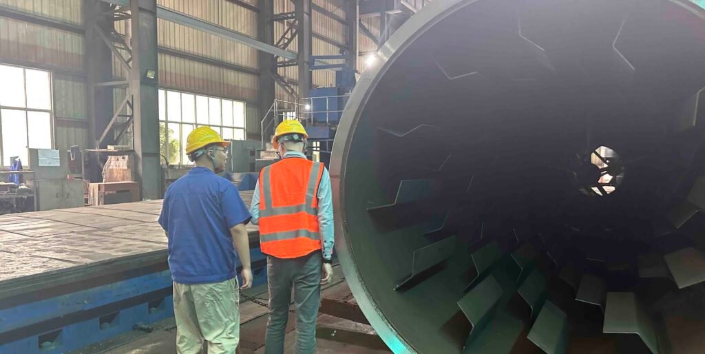 Kiln shell machining horizontal lathe