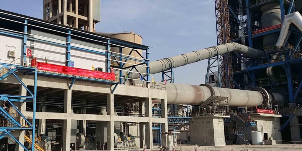 Differences in raw materials and production processes using cement clinker rotary kiln