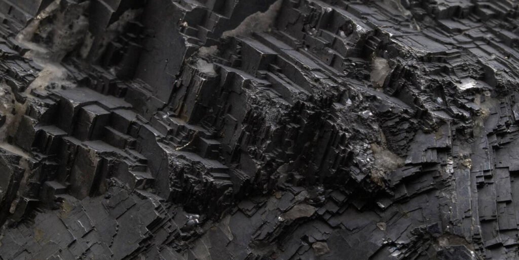 Galena Mineral Processing: Grinding Solutions for Lead Ore Beneficiation