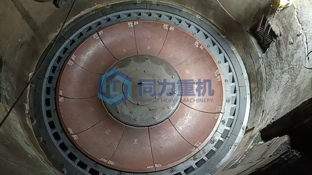 segmented modular design Loesche 56.3+4 vertical roller mill grinding table 
