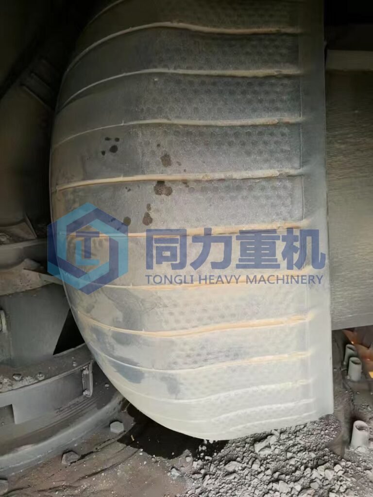 Vertical roller mill Abrasive Wear Under High Grinding Pressure on the grinding roller bowl type assembly 
