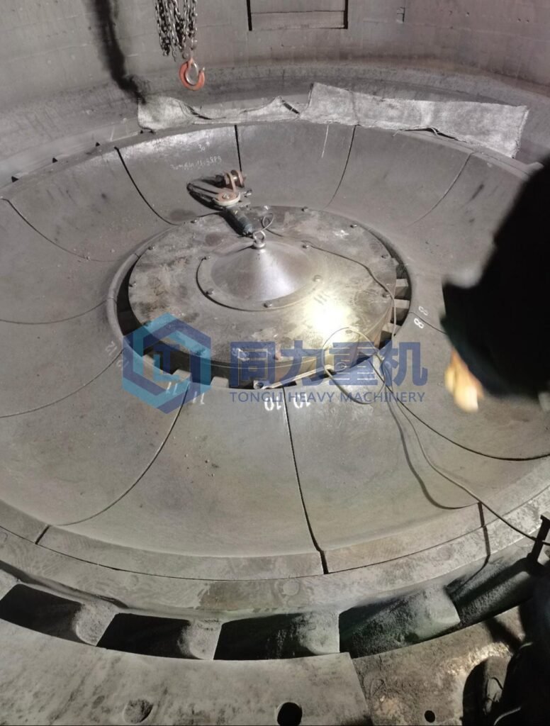 Industrial Ceramic Liners for Mill Housing & Grinding Table Surfacing Welded Cast Steel Grinding Table Liner | High Wear Resistance Mill Liners LM MPS ATOX OK TRM HRM
