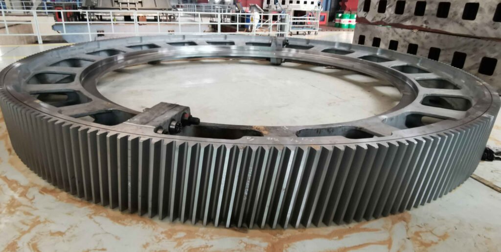 Spur Girth Gear(inclined Straight Tooth Spur Gear) or Helical Girth Gear?