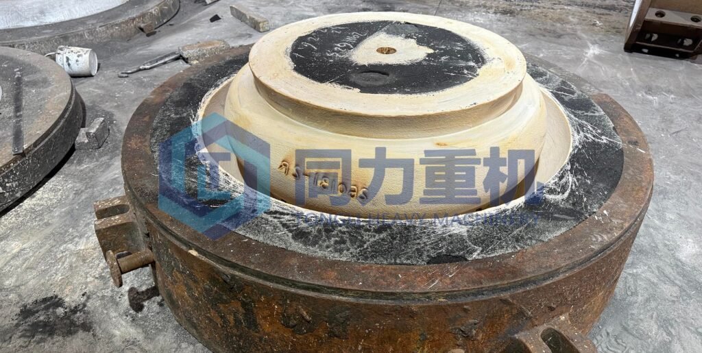 Casting Process of Vertical Roller Mill Grinding Roller Tyres HRM 1300 1700 MPS 