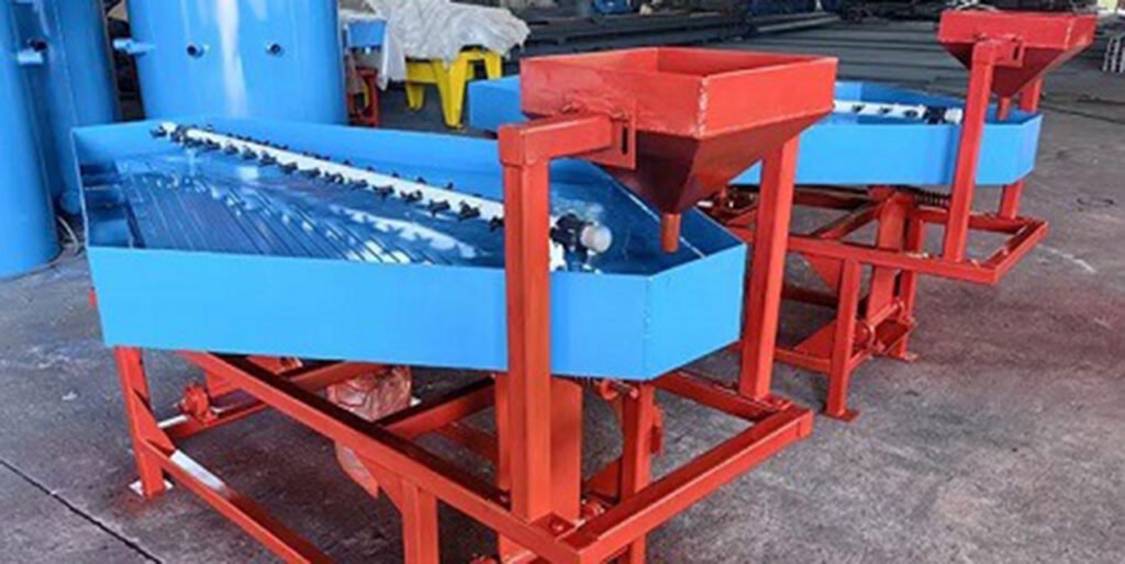 Core Process and Ancillary Equipment for Black Sand Gold Extraction Shaking Table Separation Process