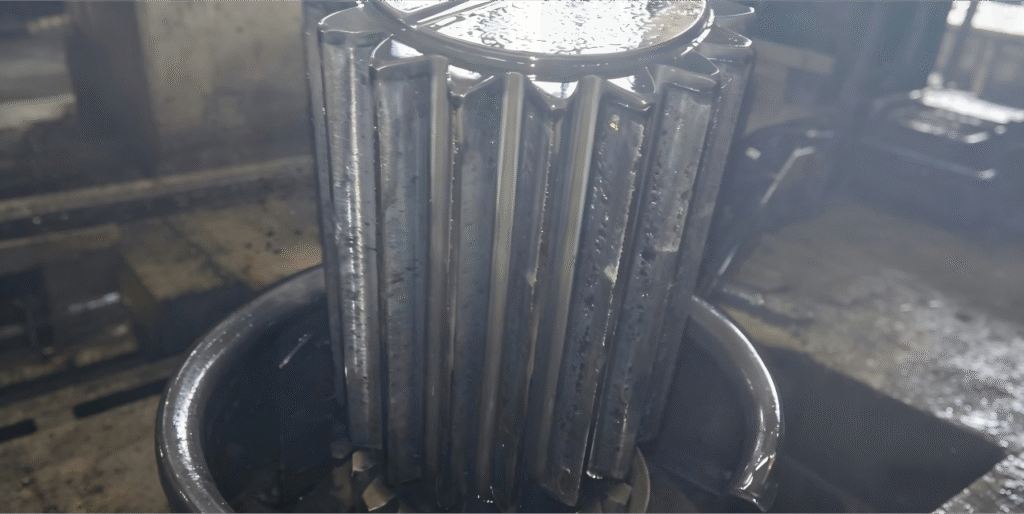 santasalo gearbox loesche Multiple damages to the sun gear: