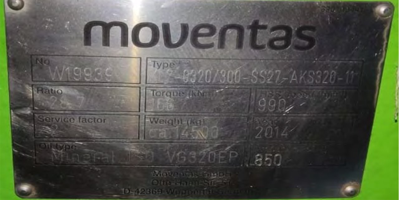 Moventas Gearbox nameplate Type KL2 0320/300 SS27-AKS320-11, s/n: W19939