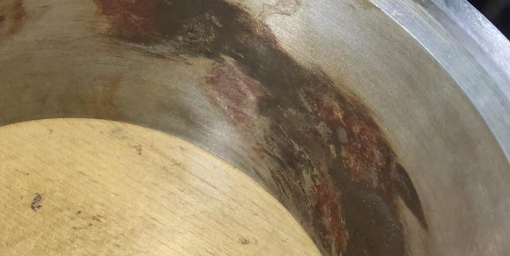 Damage to the shaft spacer bushings. Corrosion of the spacer bushings.