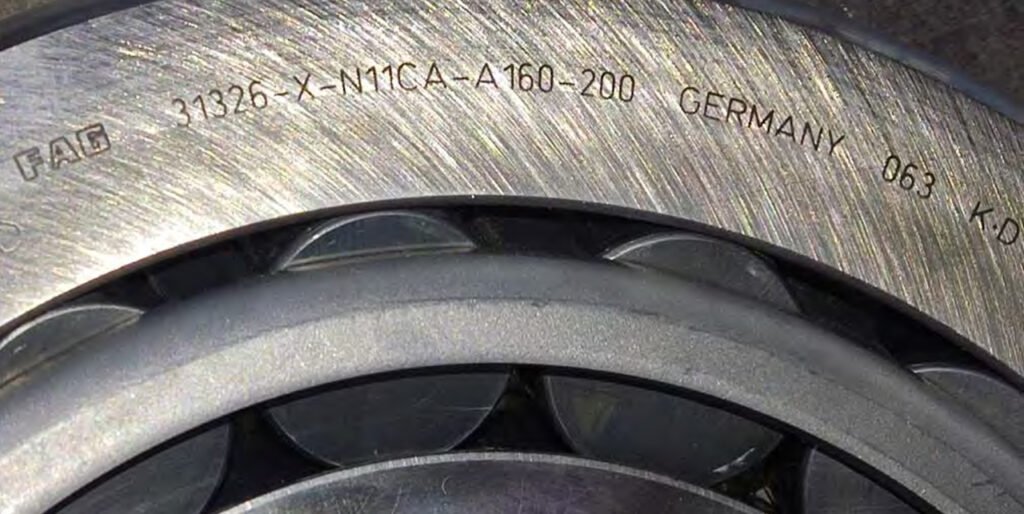 Main tapered roller bearing of the tapered pinion shaft.