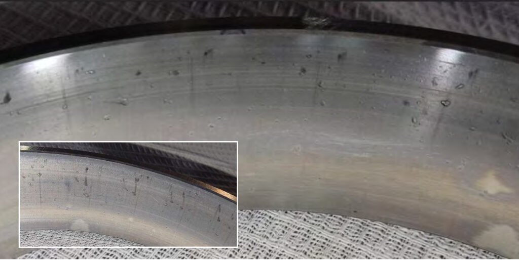 Lower tapered roller bearing of the second stage drive shaft.