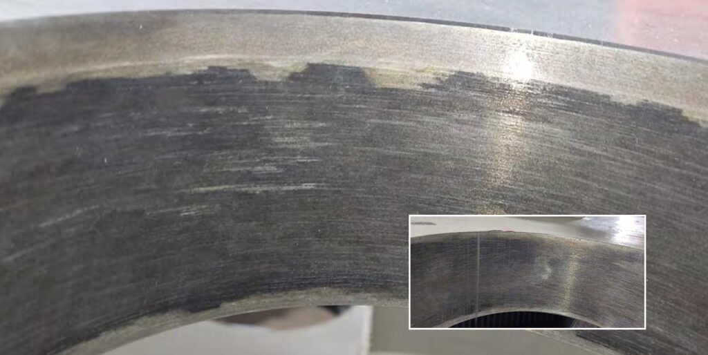 Fretting corrosion of the satellite axle seats.