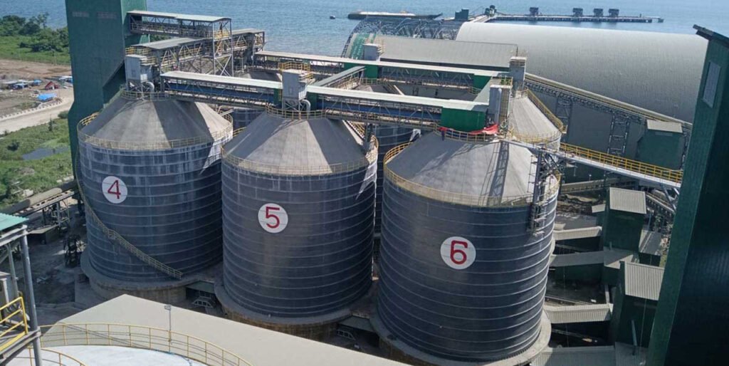 Concrete Fly Ash Silo vs Welded Steel Slag Powder Silo